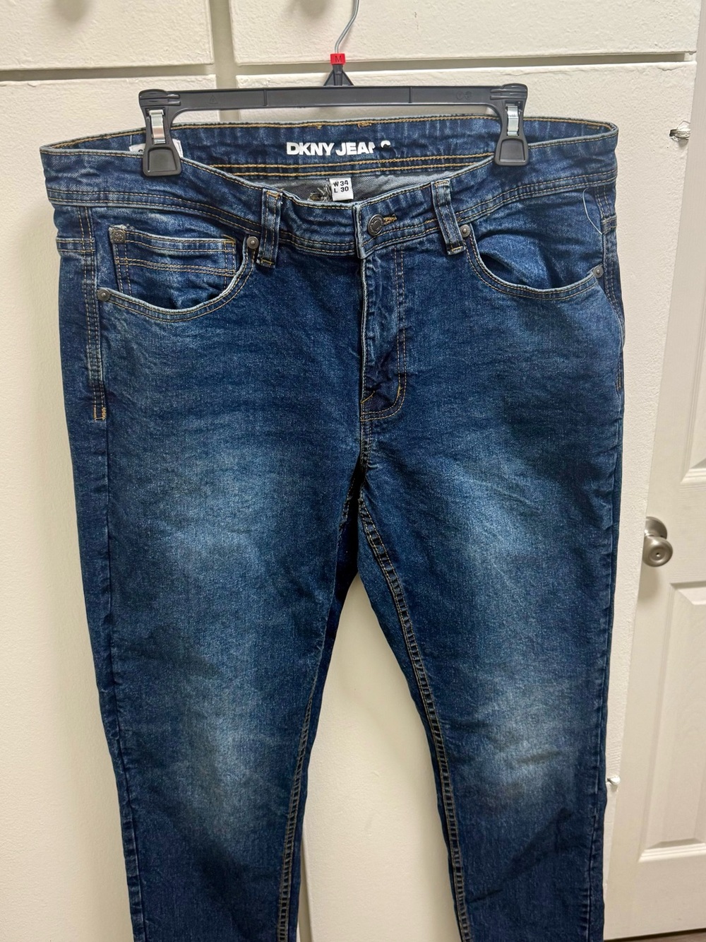 DKNY Jeans Men’s 34x30 Dark Wash Denim